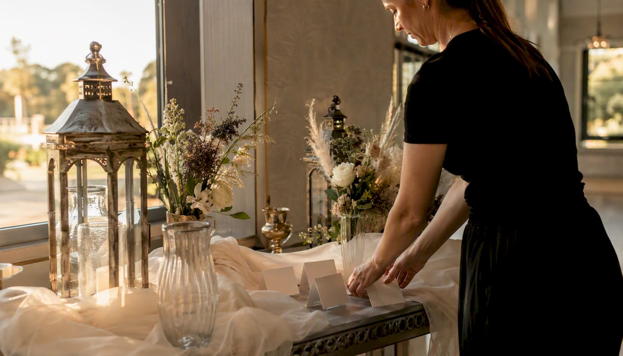 Wedding venue cost in South Australia: realistic price ranges 2 Setup of wedding venue extras in South Australia